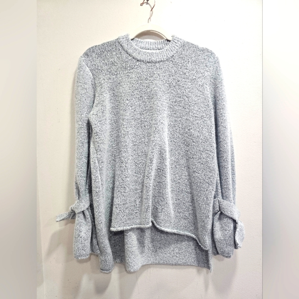 JOA Women's Split Cuff Tie Sleeve Gray Hi-lo Soft Sweater Size Medium